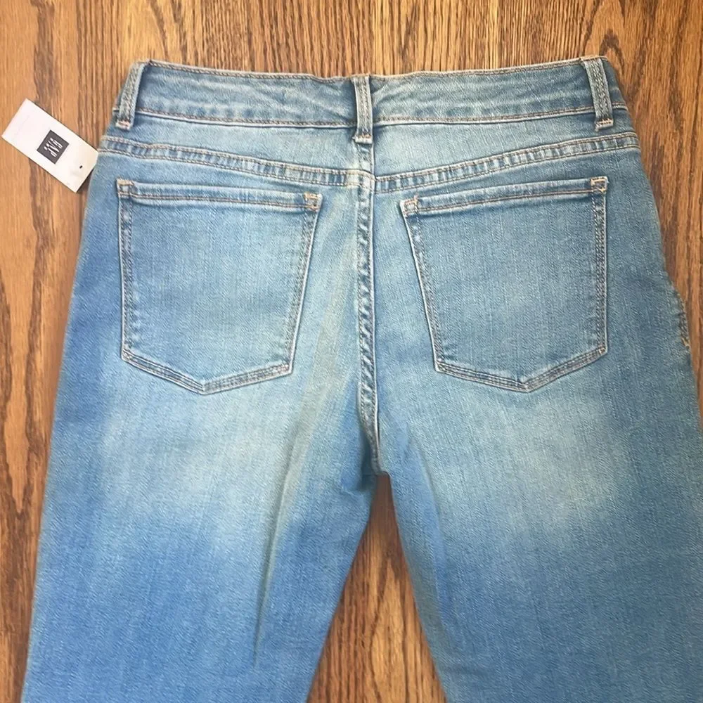 NWT Gap Kids Mid Rise Jeans Light Wash Size 12 Regular